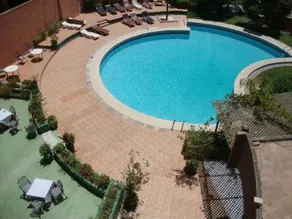 Agréable chambre privée conviviale et familiale avec jardin et terrasse | Vue nature - Piscine
