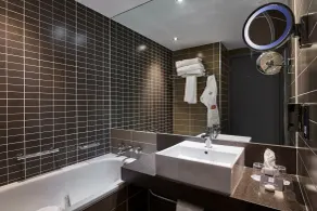 Crowne Plaza Manchester City Centre by IHG - Baño