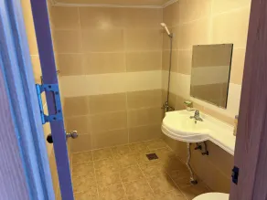 Yangji Resortel - Bathroom