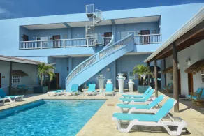 Parrot Cove Lodge - Pool