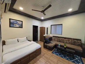 SAAZ RESORT AND LAWN - Room
