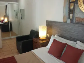 Mid City Motor Inn - Room