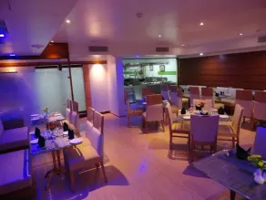The Senator Hotel - Restaurant