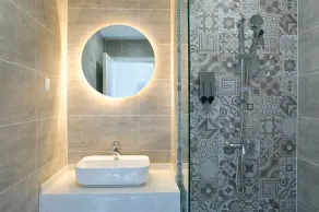 The Cloudland International Youth Hostel, Close to the city center,10 min walks to the subway, Close to the night market, old street, green lake, English-speaking service, free Activity convenient payment and visa cards are accepted - Bathroom