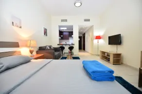 Budget & Cozy Studio near Mall - VIR - Room