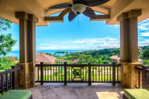 Red Frog Beach Island Resort - View from room