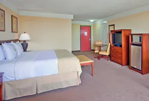 Holiday Inn Ponce & El Tropical Casino by IHG - Room