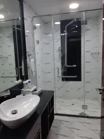 Golden Tulip Headington Ruwi - Bathroom
