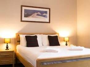 The Balavil Hotel Newtonmore - Restaurant, Bars & Swimming Pool - Room