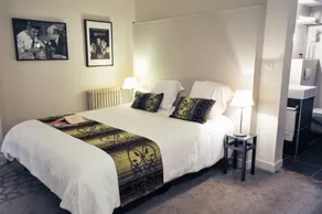 Hôtel des Arts - Chambre