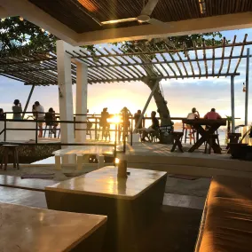 Outpost Beach Hostel - Restaurant