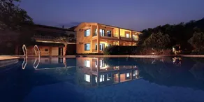 Corbett Aroma Park By Royal Collection - Piscine