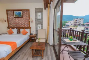 Pokhara Batika - Room