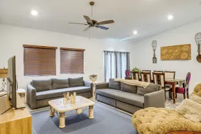 9 Mi to Dtwn Bakersfield: Pet-friendly Home - Interni