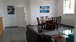 Glücksmomente Helenenhof - Essbereich im Zimmer