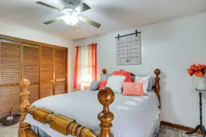 Quiet & Cozy Rembert Home ~ 9 Mi to Air Force Base - Interiør