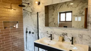 Aida Hotel - Bathroom