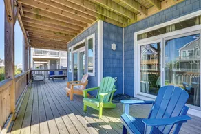 Surf City House ~ 400 Ft Walk to Beach w/ Decks! - Interiør