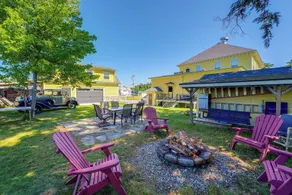 Near Bates & Bowdoin Colleges + Local Nature Park! - Interior