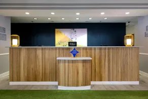 Spark by Hilton Savannah Airport - Réception