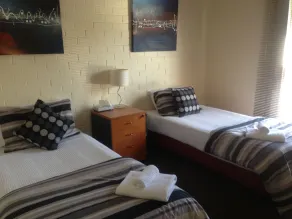 The Mews Motel - Room