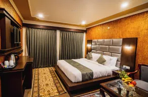 Hotel The Dewan - Chambre