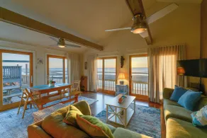 Delaware Bay & Sunset Views: Cape May Cottage - Interior