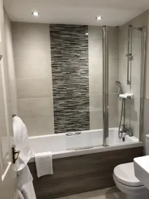 Marlborough House - Guest House - Baño
