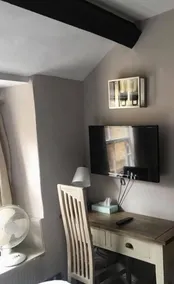 The George Hotel - Verschiedenes