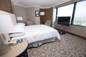 Hilton Los Angeles/Universal City - Vue de la chambre