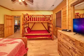 A Grand View Lodge #540 - Quarto
