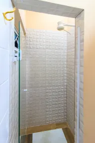 Guarujá Hostel - Bathroom