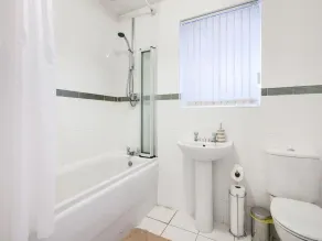 My-Places Corporate Serviced Accommodation - Bathroom