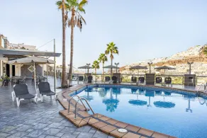 Cala Nova Apartamentos - Piscine