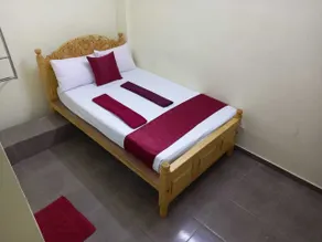 UK Inn Guest House - Chambre