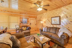 Secluded Retreat: Bbq, Lawn Games, & Fire Pit! - Innenbereich