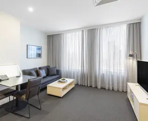 Oaks Melbourne on Market Hotel - Room