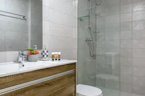 New Modern Ocean View - Bathroom