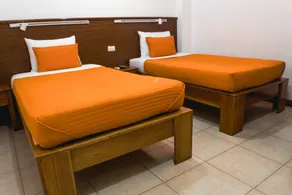 Hostal Macaw - Room