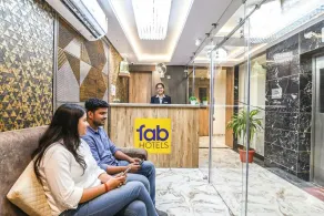 FabHotel Prime Krishna Regency - Nr Krishnanagar Bus Stand - Recepción
