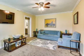 Port Arthur Homebase: Work, Dine & Play! - Interiör