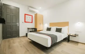 The Town House - Room