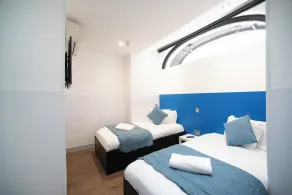 City Hotel Luton - Room
