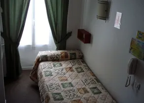Hôtel La Fontaine - Chambre