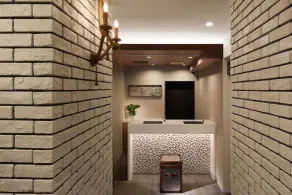 the b shimbashi - Reception