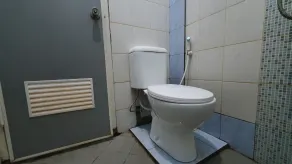 RedDoorz Syariah At Jl Pangeran Hidayatullah Cianjur - Baño