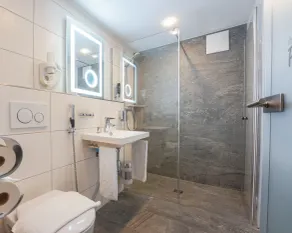 Pension Patricia - Summercard included May 15 until End of October - Bathroom