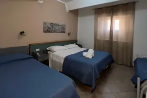 Hotel Martini - Room