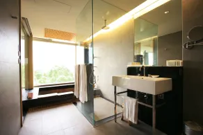 Freshfields Hotel - Bathroom