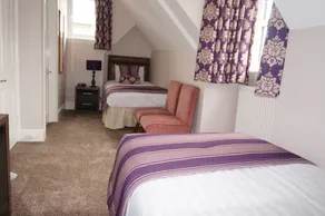 The Lawn Guest House Gatwick - Habitación